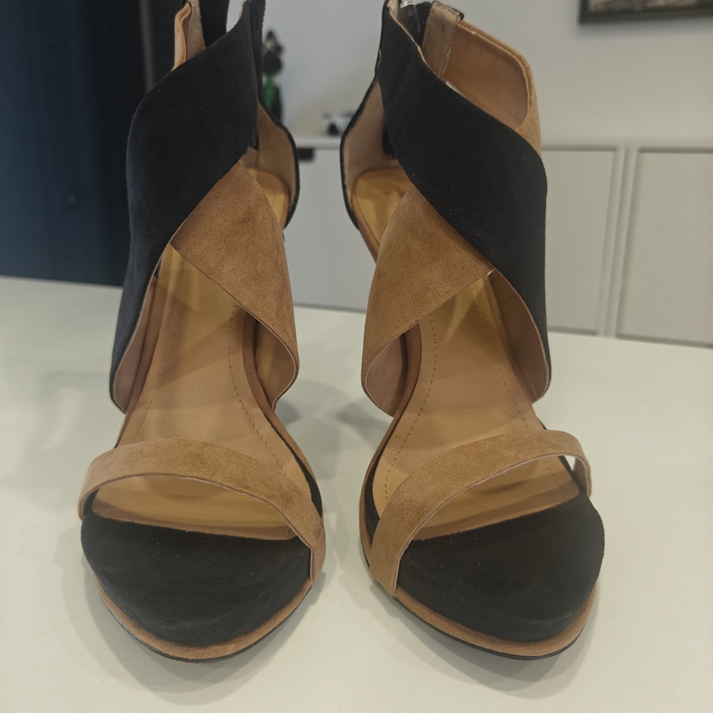 Zara Black and Tan Suede Twist-Heel Sandals